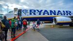 Самолет на Ryanair обяви MAYDAY: Горивото му стигало за още около 10 минути