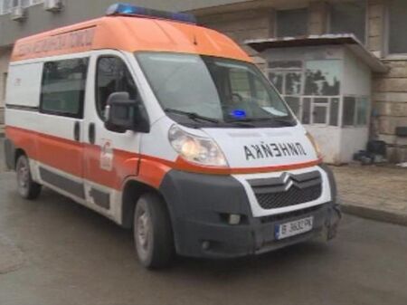Двама моряци са тежко ранени след удара по ABLE край Бяла, екипажът на потъналия кораб е в неизвестност
