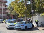 BMW се заби в светофар в София след рискова ситуация на кръстовище, търсят свидетели