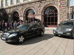 Шеф от НСО се закани, че ще убие жена си, арестуваха го