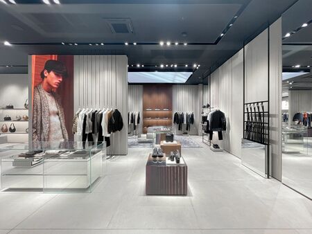 EMPORIO ARMANI официално откри новия си магазин и ARMANI/CAFFÈ В Бургас