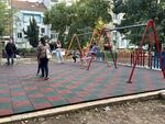 Борисовата градина в Бургас с обновена площадка, децата я превзеха за секунди (СНИМКИ)