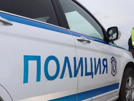 Съпругата на Пламен Бобоков блесна в галерията на Ники Младжов (СНИМКИ)