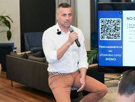 Изненада преди вота! Ивайло Симеонов влиза в челната четворка за президент