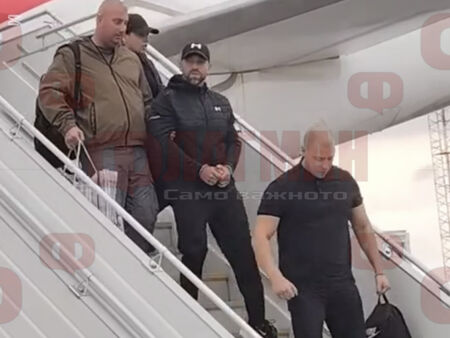 Мамка му, невинен съм! Тук, ако ги питаш всички, абсолютно всички са невинни. Всеки си мисли, че е невинен, но аз наистина съм невинен, обяви бургазлията часове преди да бъде екстрадиран