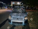 Този автомобил е зарязан така от години, твърдят живущите в ж.к. Изгрев