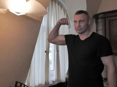 Докато Киев е на тъмно, в дома на Кличко токът не спира! Енергото обясни защо