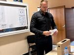 Очакванията ми са за победа на разума над политическото експериментаторство, заяви зам. областният управител на Бургас след гласуването в ОУ „Княз Борис I“