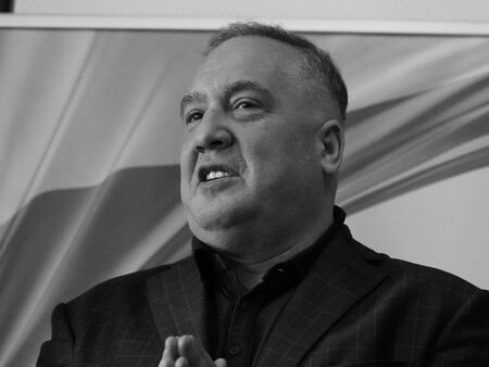 Демонтират Часовника на Бургас, ето защо