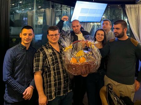 Те доказаха, че познават града си! „Куиз по айтоски“ събра над 50 участници в оспорвана битка