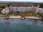 „Рич Деди“ е замислен като луксозно ваканционно селище със 184 апартамента, басейни и ресторанти