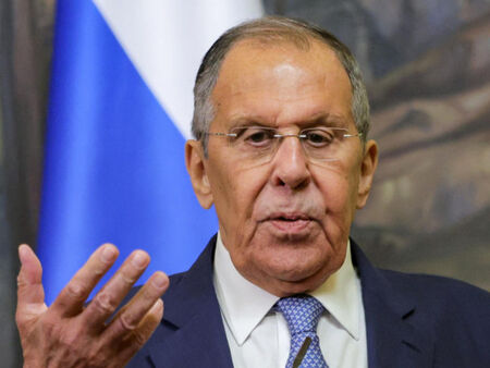 Лавров отправи ултиматум към Зеленски: Ако иска среща с Путин, да дойде в Москва